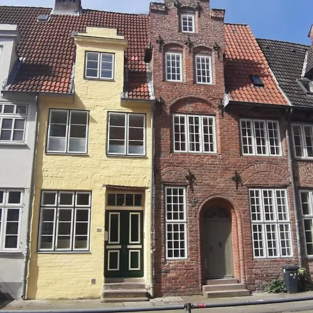 Apartment Kontor Im Traufenhaus *